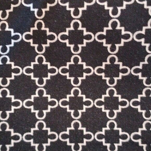 Hilary Radley Cropped Pants - Picture 7 of 7